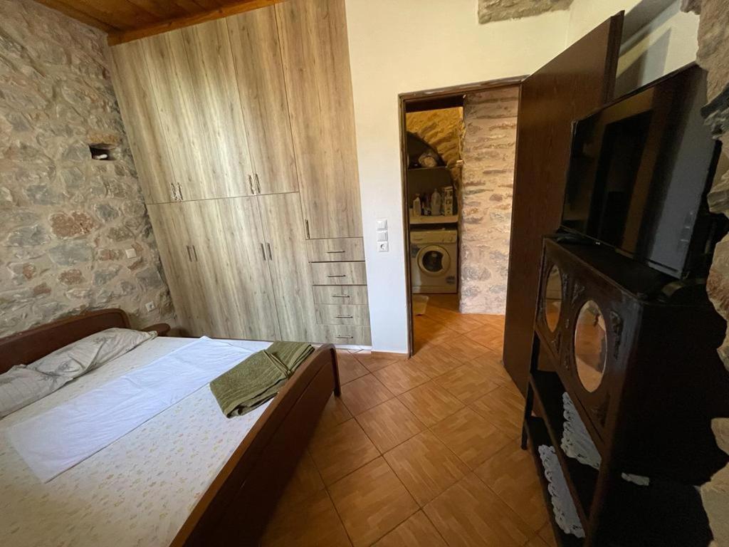 Find Your Peace In A Traditional Country House!! Láyia Extérieur photo