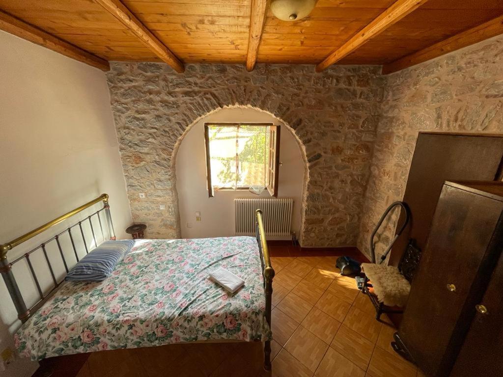Find Your Peace In A Traditional Country House!! Láyia Extérieur photo