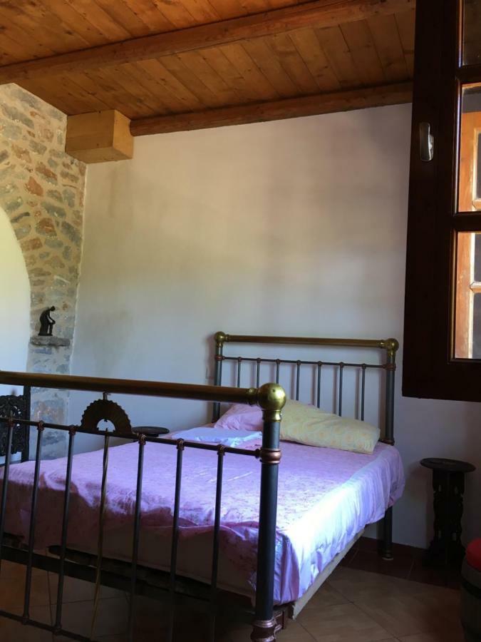 Find Your Peace In A Traditional Country House!! Láyia Extérieur photo